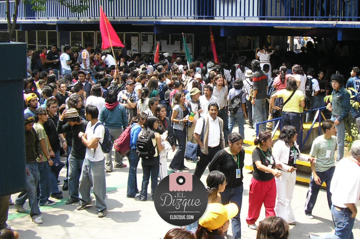 Los CCHs extenderán su plan de estudios de tres a cinco años 1 Los CCHs extenderán su plan de estudios de tres a cinco años 1
