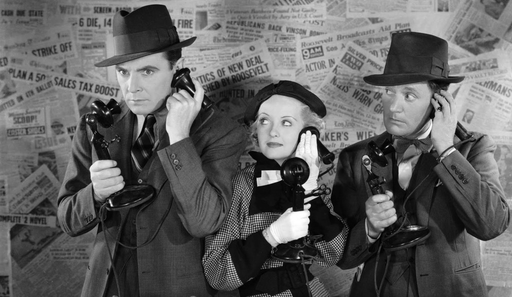 Reporteros exigen terminar la sana distancia para que "ya pase algo" 2 Reporteros exigen terminar la sana distancia